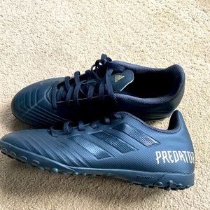 Adidas predator indoor soccer shoes